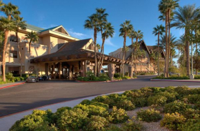 Отель Tahiti Village Resort & Spa  Лас Вегас